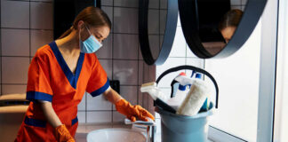 SE REQUIERE MISCELÁNEA MEDIA JORNADA, PARA TAREAS DE LIMPIEZA Y ASEO GENERAL miscelanea cleaning lady