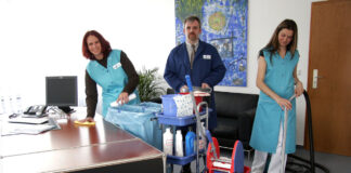 SE SOLICITA MISCELÁNEO/A PARA TRABAJAR POR HORAS 2 VECES POR SEMANA, 3 HORAS DIARIAS miscelaneo miscelanea limpieza de oficinas y planta industrail cleaning staff office cleaning staff