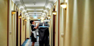 personal de limpikeza para hotel hotel cleaning staff