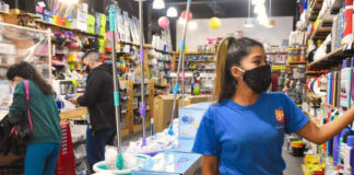 SE NECESITA PERSONAL DE DEPÓSITO PARA BAZAR (AMBOS SEXOS), JORNADA MEDIO TIEMPO personal para almacen warehouse employees hombres y mujeres