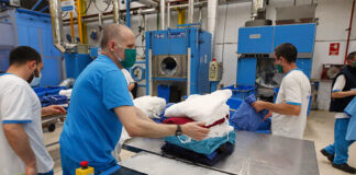 SE REQUIERE PERSONAL DE LAVANDERÍA (AMBOS SEXOS), TIEMPO PARCIAL O COMPLETO. SE OFRECEN BUENAS CONDICIONES LABORALES Personal de Lavanderia laundry staff for men and women personal para lavanderia hombres y mujeres