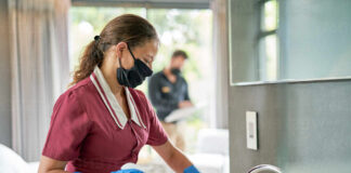 SE SOLICITA SEÑORA/SEÑORITA PARA LIMPIEZA DE CASA Y ESTUDIO, TRABAJO POR HORAS Señora señorita para limpieza de casa de familia Lady miss for family house cleaning empleada domestica domestic staff