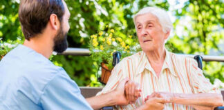 SE NECESITAN CUIDADORES CON O SIN EXPERIENCIA (HOMBRES Y MUJERES), PARA RESIDENCIA. TURNOS DE MAÑANA Y TARDE cuidadora cuidador gerocultor gerocultora caregiver geroculturist nursing home care