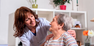 cuidadora de adulto mayor cuidadora domiciliaria cuidadora externa elderly caregiver home care