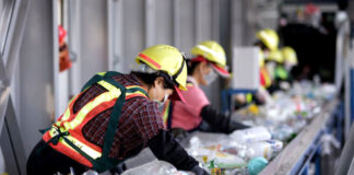SE SOLICITAN OPERARIAS/OS PARA PLANTA DE RECICLAJE (SIN EXPERIENCIA), TIEMPO COMPLETO. TURNOS MAÑANA TARDE operarias para planta de reciclaje Recycling Worker trabajdor de reciclaje female and male staff personal masculino y femenino