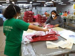 Trabajadores para empaquetado de ropa Personal Para Fabrica de Ropa, control de calidad, cortadores Personnel For Clothing Factory, quality control, cutters