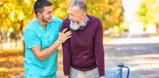 SE NECESITAN CUIDADORES (HOMBRES Y MUJERES), PARA CUIDADO Y ATENCIÓN DE MAYORES EN DOMICILIO, DE LUNES A VIERNES cuidadores de mayores home care home caregiver cuidadores domiciliarios