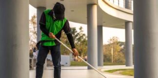 SE BUSCA EMPLEADO/ENCARGADO DE EDIFICIO MEDIO TIEMPO (TAREAS DE LIMPIEZA Y MANTENIMIENTO), TURNO DE MAÑANA empleado encargado de limpieza de edificio janitors conserje male staff cleaning staff