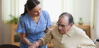 SOLICITA CUIDADORA 6 HORAS DIARIAS, PARA ATENCIÓN DOMICILIARIA. PERSONA SERVICIAL, PACIENTE Y DE BUEN TRATO Cuidadora cuidadoras domiciliarias home care gerocultoras caregiveer
