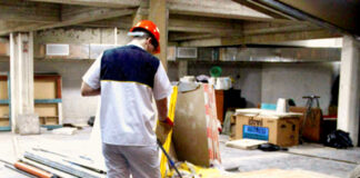Trabajadores para limpieza final de obra limpieza de construcciones nuevas end of work cleaning staff cleaning of new constructions