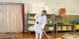 SE BUSCA PERSONAL DE LIMPIEZA Y ATENCIÓN DE MOSTRADOR PARA PANADERÍA (AMBOS SEXOS), SIN EXPERIENCIA. JORNADA REDUCIDA Personal de Limpieza panaderia cleaning employee limpieza y mantenimiento de edificio building cleaning and maintenance