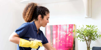 SE SOLICITAN HOMBRES Y MUJERES PARA LIMPIEZA/MAESTRANZA, JORNADA REDUCIDA DE 10:00 A 16:00 HS (6 HORAS DIARIAS) hombres y mujeres para limpieza female and male cleaning staff personal de limpieza