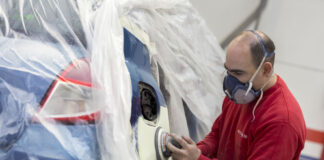 SE SOLICITAN AYUDANTES DE PINTURA PARA CARRO. NO SE REQUIERE EXPERIENCIA SE PROPORCIONA ENTRENAMIENTO, DE LUNES A VIERNES DE 5:00 AM A 1:30 PM, CON HORAS EXTRA LOS FINES DE SEMANA ayudante de pintura para carros
