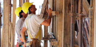 SOLICITAMOS CARPINTEROS CON O SIN EXPERIENCIA, FULL TIME. SE OFRECE EXCELENTES BENEFICIOS carpinteros