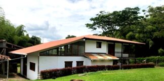 SE NECESITA MATRIMONIO DE GUARDESES PARA MANTENIMIENTO DE FINCA, SE OFRECE CONTRATO POR TIEMPO INDEFINIDO matrimonio-para-limpiza-y-cuidado-de-finca-rustica-domestic-staff