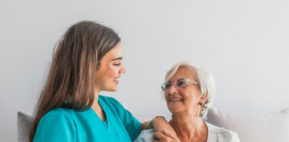 SE SOLICITAN CUIDADORAS/ES DE ADULTO MAYOR (EXPERIENCIA MÍNIMA), INGRESO INMEDIATO. SE OFRECE BUEN PAGO cuidadores de adulto mayor