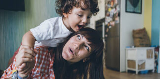SE NECESITA NIÑERA POR HORAS DE LUNES A VIERNES (DE 16:00 HS A 19:30 HS), PERSONA RESPONSABLE Y PUNTUAL niñera para cuidado de un niño