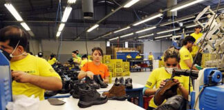 SE SOLICITA OPERARIO/A DE CALZADO (MÍNIMA EXPERIENCIA), TAREAS DE PRODUCCIÓN Y ENVASADO. INGRESO INMEDIATO, BUEN SUELDO Operario de zapatos personal de bodega de zapatos y carteras