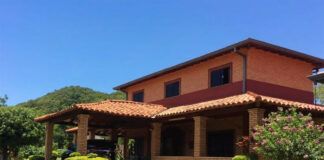 SE BUSCA SEÑOR Y SEÑORA PARA LIMPIEZA Y CUIDADO DE CASA/ESTANCIA, SE OFRECE VIVIENDA Y BUEN SUELDO matrimonio para caseros Marriage for Caseros