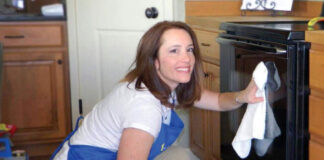Personal domestico señora señorita empleada domestica domestic maid cleaning