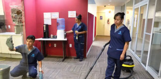 SE NECESITA PERSONAL PARA LIMPIEZA DE OFICINA BANCARIA (HOMBRES Y MUJERES), POCA EXPERIENCIA. TRABAJO POR HORAS Personal para limpieza de oficina bancaria Bank Office Cleaning Staff