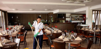 empleada de limpieza para restaurante restaurant cleaning staff