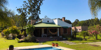 SE BUSCA MATRIMONIO/PAREJA PARA CASA DE CAMPO (LIMPIEZA Y MANTENIMIENTO). SE OFRECE VIVIENDA CON SERVICIOS, INTERESANTE REMUNERACIÓN Y BENEFICIOS matrimonio pareja de caseros emplada domestica y cuidado de casa rural marriage for landlords domestic emplada and care of rural house maid