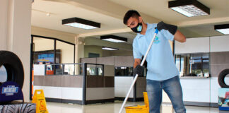 Limpiadores Personal de Limpieza Para Oficinas Office Cleaning Staff 1