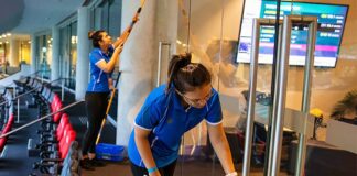 SE BUSCA PERSONAL DE LIMPIEZA 2 Y 4 HORAS POR DÍA (HOMBRES Y MUJERES), PARA EMPRESA DE SERVICIOS CON O SIN EXPERIENCIA Personal de limpieza para empresa de servicios hombres y mujeres Trabajadores Para Limpieza De Estadios Stadium Cleaning Workers female and male staff limpiador limpiadora