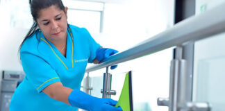 SE SOLICITA AUXILIAR DE LIMPIEZA (HOMBRE O MUJER), MEDIO TIEMPO. MÍNIMA EXPERIENCIA, CONTRATACIÓN INMEDIATA Auxiliar de Limpieza Cleaning Assistant