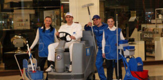 SE SOLICITA PERSONAL DE LIMPIEZA (HOMBRES Y MUJERES), PART TIME Y FULL TIME. VARIAS ZONAS Y PUESTOS DISPONIBLES Personal De Limpieza cleaning staff