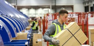 SOLICITAMOS AUXILIAR DE BODEGA (HOMBRE O MUJER), PARA EMPRESA DE ALIMENTOS. TIEMPO PARCIAL Y COMPLETO Auxiliar De Bodega warehouse worker