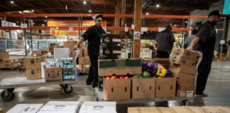 SOLICITAMOS PERSONAL PARA CARGA Y DESCARGA DE ALIMENTOS (NO SE REQUIERE EXPERIENCIA), FULL TIME Y OVER TIME Personal Para Carga y Descarga De Alimentos personnel loading and unloading