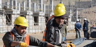 SE SOLICITAN TRABAJADORES DE LA CONSTRUCCIÓN CON DISPONIBILIDAD INMEDIATA (CON O SIN EXPERIENCIA), BUENA REMUNERACIÓN Trabajadores De La Construcción Construction Workers
