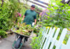 SE SOLICITA AYUDANTE DE JARDINERO (MÍNIMA EXPERIENCIA), 30 A 40 HORAS SEMANALES. BUEN PAGO Ayudante De Jardinero gardeners helper