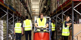 SE REQUIERE BODEGUERO (HOMBRES Y MUJERES), TIEMPO COMPLETO. MÍNIMA EXPERIENCIA Bodeguero warehouse