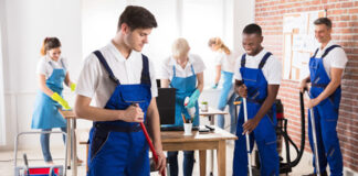 SE NECESITAN OPERARIOS DE LIMPIEZA (MÍNIMA EXPERIENCIA), TURNOS ROTATIVOS MAÑANA Y TARDE Operarios De Limpieza cleaning operators