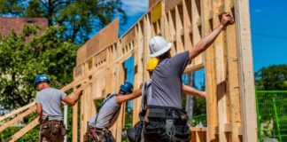 SE SOLICITAN 3 PEONES/AS DE LA CONSTRUCCIÓN (CON O SIN EXPERIENCIA), 38 HORAS SEMANALES Peones/as De La Construcción construction staff