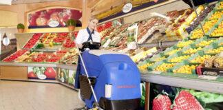 SE SOLICITA PERSONAL PARA LIMPIEZA DE SUPERMERCADO (HOMBRES Y MUJERES), 24 HORAS SEMANALES Personal Para Limpieza De Supermercado staff cleaning in supermarket