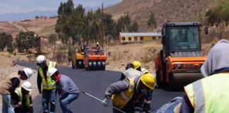 SE NECESITA TRABAJADOR PARA CONSTRUCCIÓN DE CARRETERAS (CON O SIN EXPERIENCIA), BUEN SUELDO Trabajador Para Construcción De Carreteras road construction worker