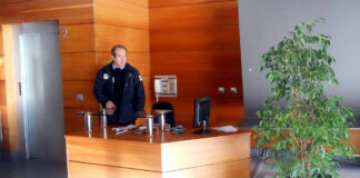 SE NECESITA CONSERJE CON O SIN EXPERIENCIA PARA RESIDENCIA, JORNADA COMPLETA. BUENA REMUNERACIÓN Conserje Concierge