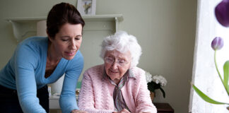 Cuidadoras/es De Adultos Mayores caregivers of elderly adult