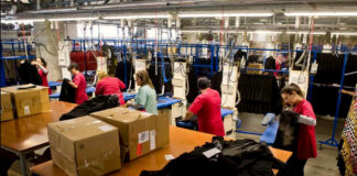 SE SOLICITA PERSONAL PARA CARGA Y DESCARGA DE CAJAS (NO REQUIERE EXPERIENCIA), BUEN PAGO Personal Para Carga y Descarga De Cajas personnel for loading and unloading boxes