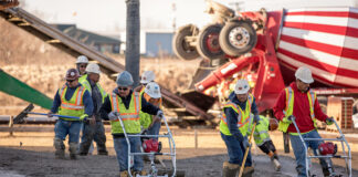SE BUSCAN 5 TRABAJADORES DE LA CONSTRUCCIÓN (CON O SIN EXPERIENCIA), BUEN SUELDO. INCORPORACIÓN INMEDIATA Trabajadores De La Construcción construction workers