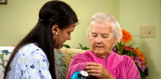 SE NECESITA CUIDADORA DOMICILIARIA (CON O SIN EXPERIENCIA), SE OFRECE BUENA REMUNERACIÓN Cuidadora Domiciliaria home caregiver