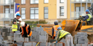 SE SOLICITAN TRABAJADORES/OBREROS DE DEMOLICIÓN (CON O SIN EXPERIENCIA), 5 DÍAS A LA SEMANA. BUEN PAGO Trabajadores/Obreros De Demolición demolition workers