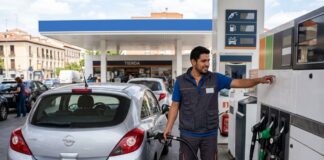 SE PRECISA EXPENDEDOR/A GASOLINERA (FIN DE SEMANA), TIEMPO PARCIAL. REMUNERACIÓN COMPETITIVA Expendedor de gasolina en España empleo en Madrid Empleos 2026 en españa spain jobs