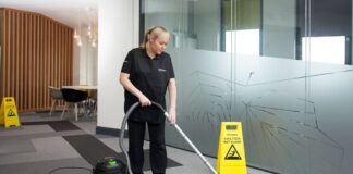 SE NECESITA PERSONAL DE LIMPIEZA 4 HORAS DIARIAS (HOMBRES Y MUJERES), MÍNIMA EXPERIENCIA. BUEN SALARIO Personal De Limpieza cleaning staff