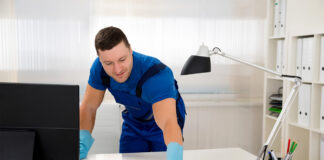 SE NECESITA PERSONAL PARA LIMPIEZA DE OFICINAS (HOMBRES Y MUJERES), MÍNIMA EXPERIENCIA. REMUNERACIÓN COMPETITIVA Personal Para Limpieza De Oficinas office cleaning staff