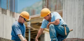 SOLICITAMOS 2 AYUDANTES DE CONSTRUCCIÓN CON O SIN EXPERIENCIA, SE OFRECE EXCELENTE PAGO Y BENEFICIOS Ayudantes De Construcción construction helpers